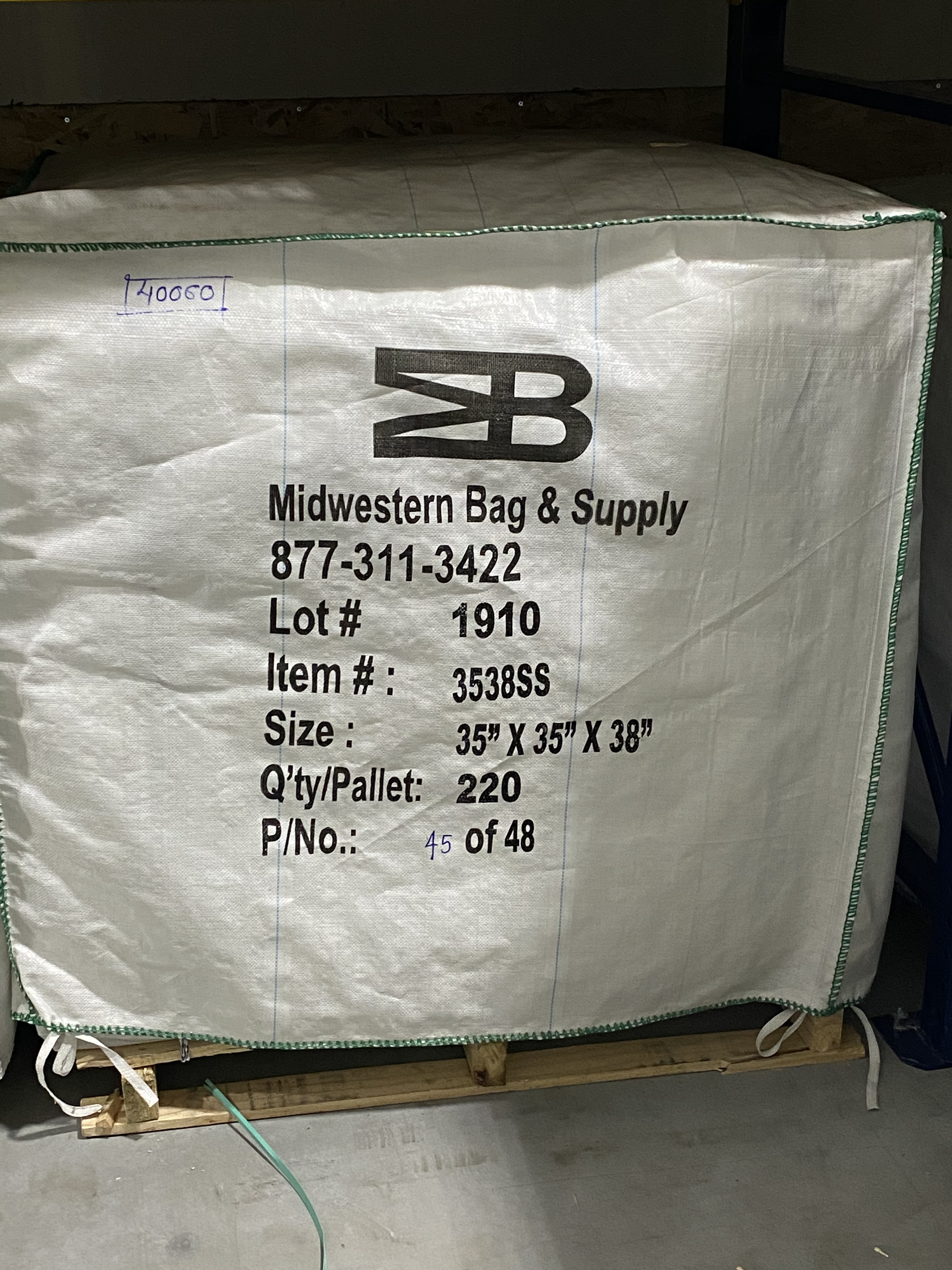 Stored 38x38x65 duffle bulk bag